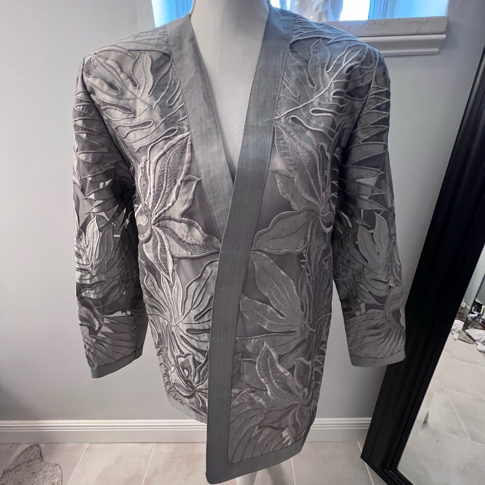 Elegant Gray Floral Women's Jacket